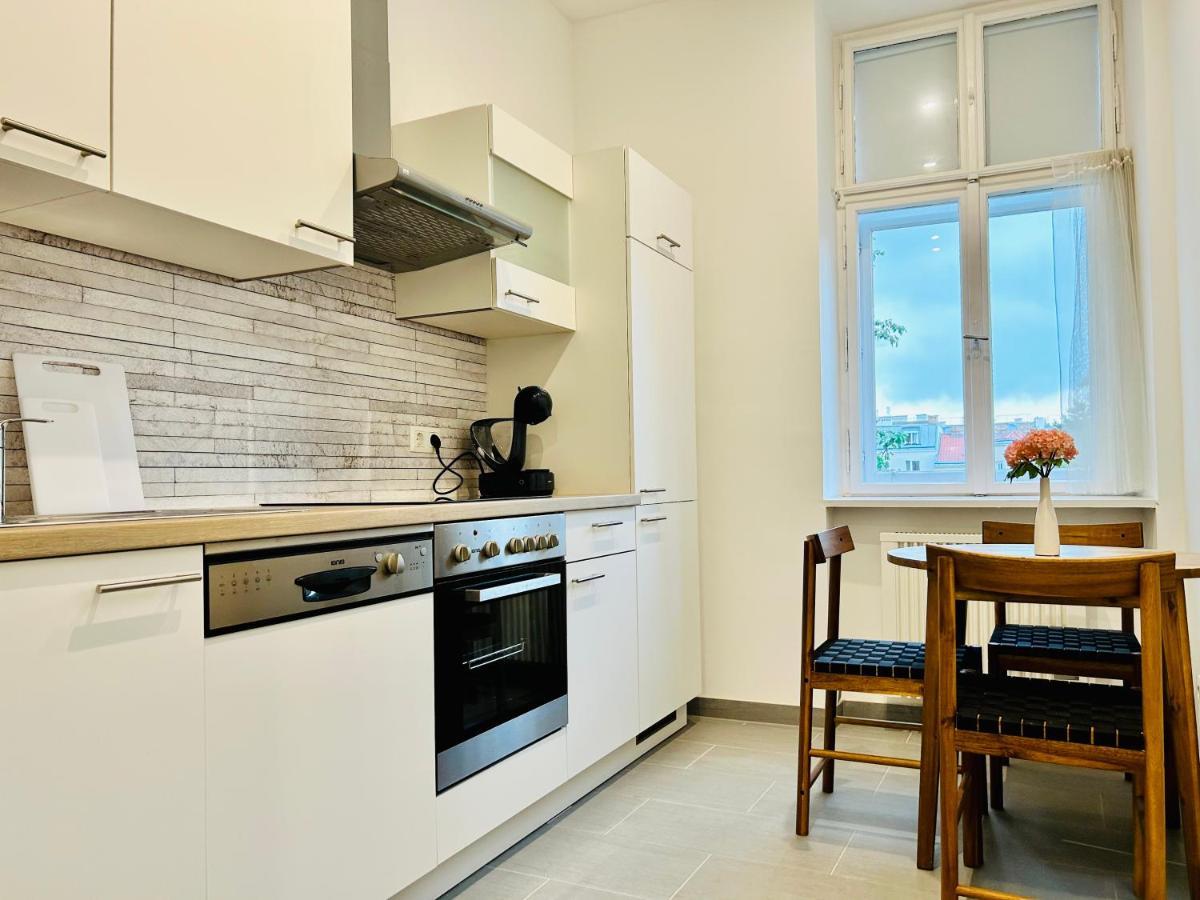 Cosy & Central Apartment Виена Екстериор снимка