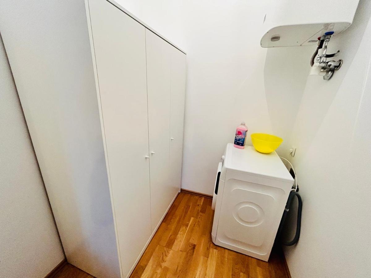 Cosy & Central Apartment Виена Екстериор снимка